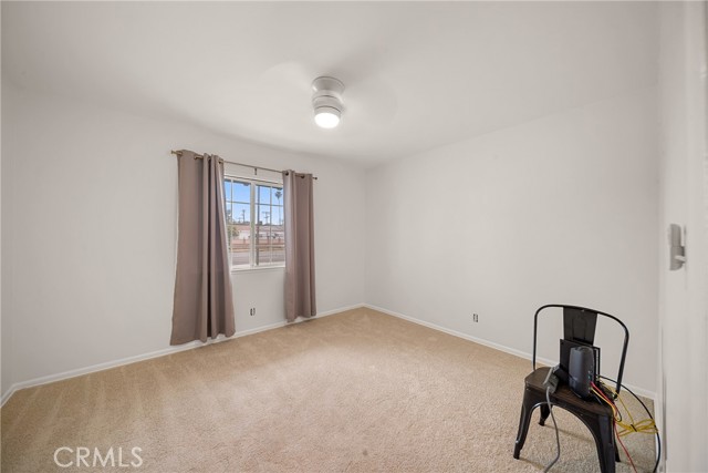 22353 Roscoe Boulevard, West Hills CA: https://media.crmls.org/medias/9729464f-d475-457c-80a1-5375d8072909.jpg