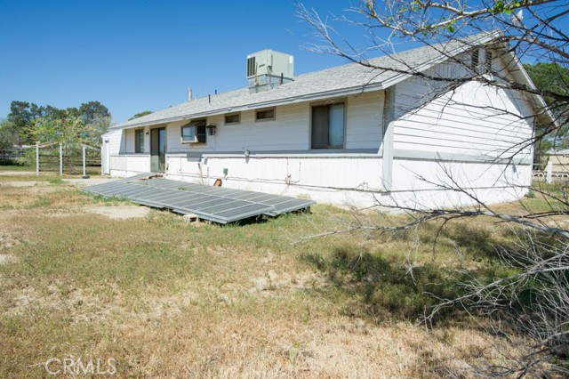 Detail Gallery Image 4 of 23 For 5902 Margaritha, Rosamond,  CA 93560 - 3 Beds | 2 Baths