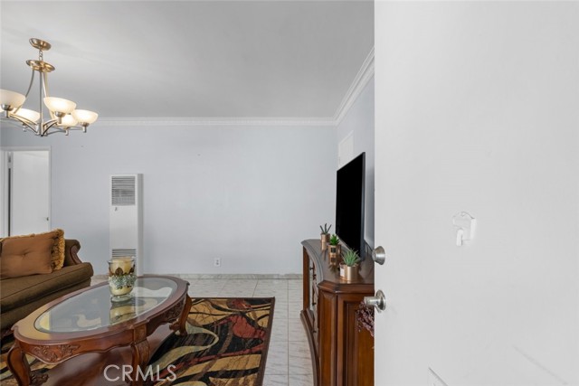 Detail Gallery Image 4 of 21 For 1717 N Berendo St #1,  Hollywood,  CA 90027 - 1 Beds | 1 Baths