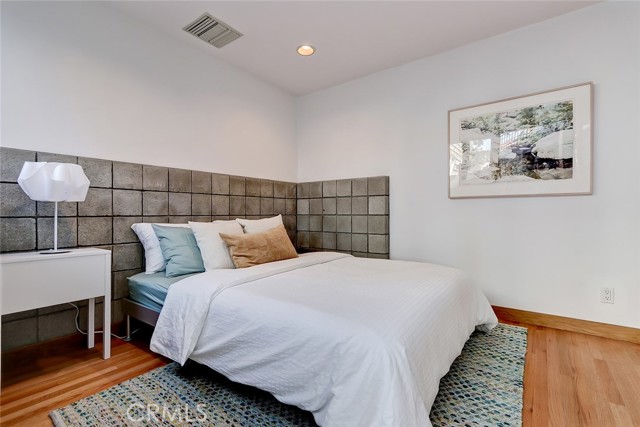 2318 Manhattan Avenue, Hermosa Beach, California 90254, 2 Bedrooms Bedrooms, ,2 BathroomsBathrooms,Residential,Sold,Manhattan,SB21195212