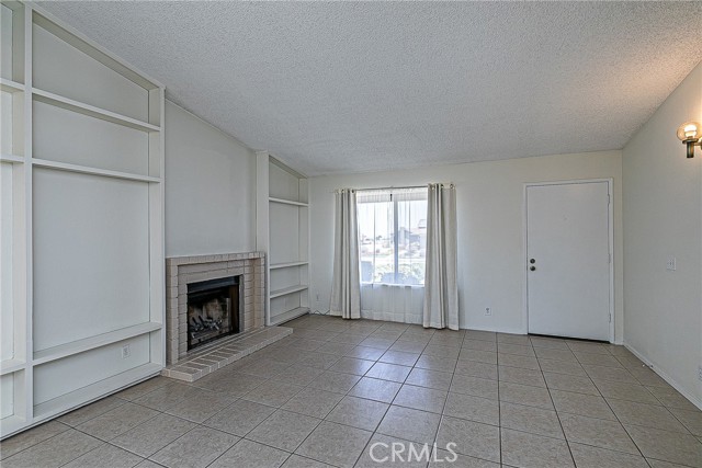 1168 E Foster Road, Santa Maria CA: https://media.crmls.org/medias/972bfda4-9af7-4372-bf4d-d68de6db9352.jpg