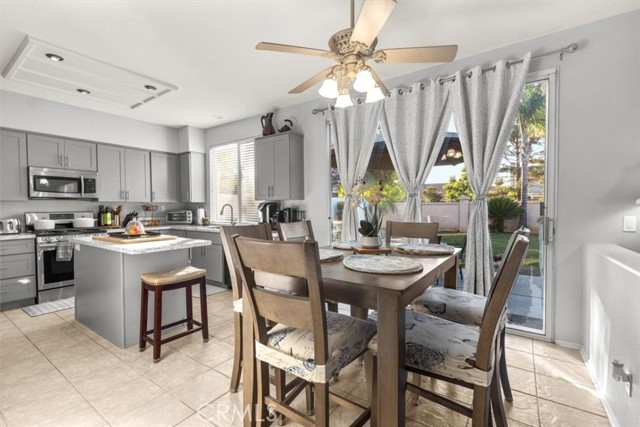 Detail Gallery Image 7 of 35 For 32110 Camino Herencia, Temecula,  CA 92592 - 3 Beds | 2/1 Baths