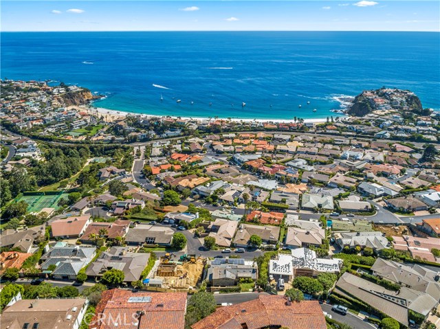 1115 Emerald Bay