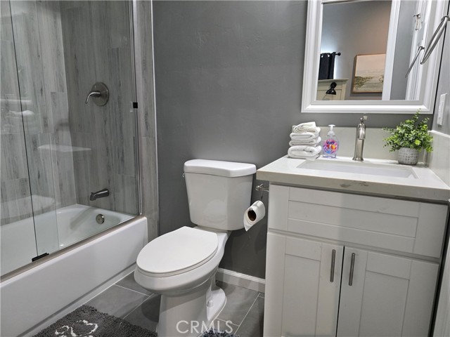 Detail Gallery Image 10 of 17 For 3175 K St, San Diego,  CA 92102 - 2 Beds | 1 Baths