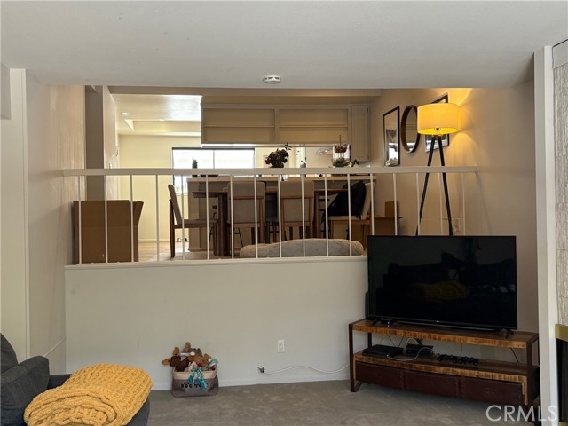 Detail Gallery Image 6 of 24 For 13230 Fiji Way #F,  Marina Del Rey,  CA 90292 - 2 Beds | 2/1 Baths