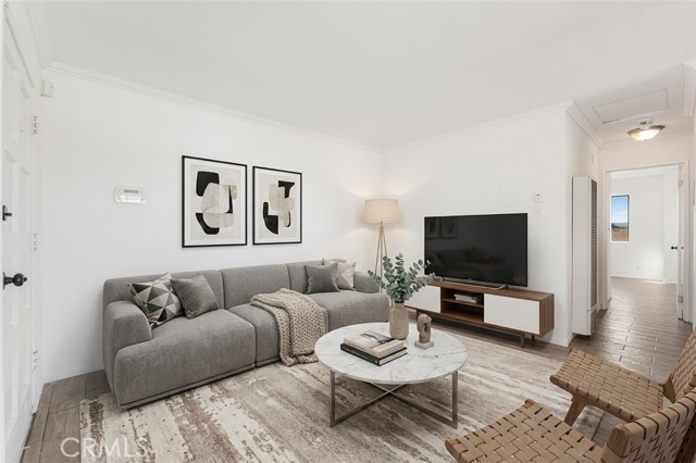 Detail Gallery Image 2 of 36 For 1168 E 10th St #213,  Long Beach,  CA 90813 - 2 Beds | 2 Baths