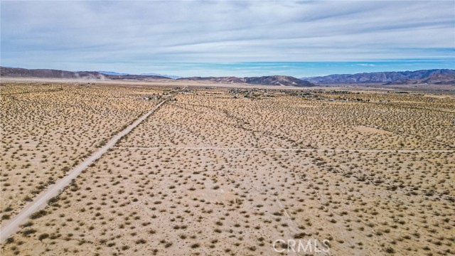 Detail Gallery Image 14 of 29 For 4500 Laferney Ave, Joshua Tree,  CA 92252 - – Beds | – Baths