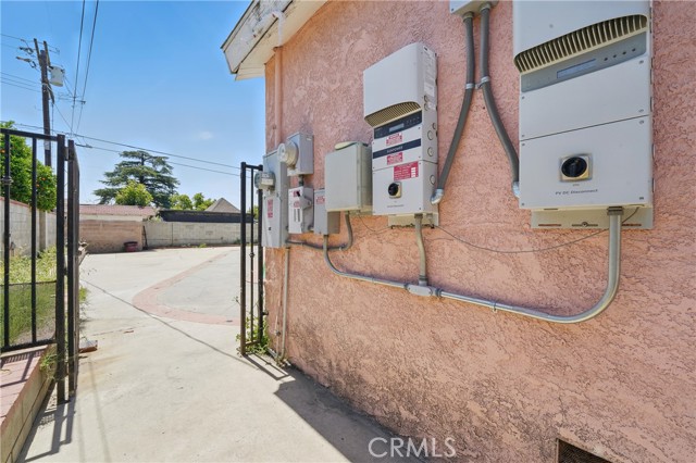 Detail Gallery Image 39 of 50 For 14276 Aztec St, Sylmar,  CA 91342 - 5 Beds | 4 Baths