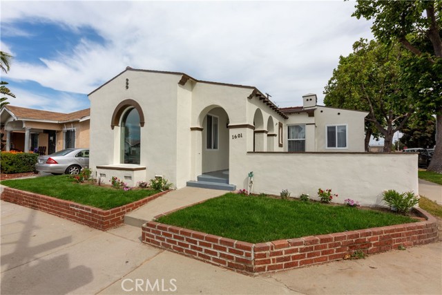 1601 W Gage Avenue, Los Angeles, CA, 90047 1601 W Gage Avenue, Los Angeles, CA, 90047