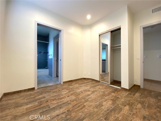 Detail Gallery Image 26 of 29 For 953 N Normandie #205,  Los Angeles,  CA 90029 - 3 Beds | 2 Baths