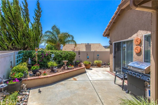 518 S Seminole Circle, Banning CA: https://media.crmls.org/medias/972fa824-d04c-46e2-8ebf-4d177bb200ee.jpg