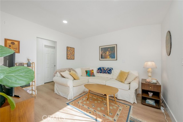 Detail Gallery Image 5 of 17 For 105 E Marquita, San Clemente,  CA 92672 - – Beds | – Baths