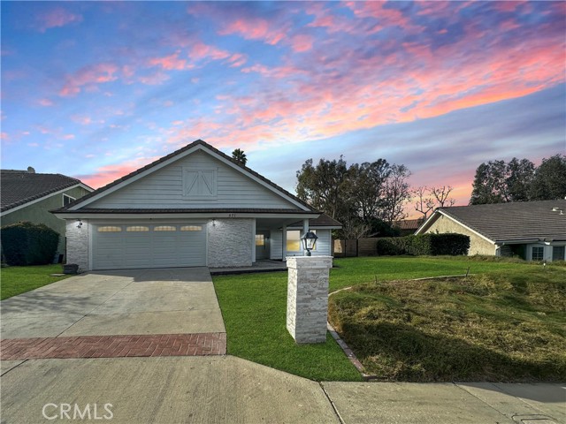 Detail Gallery Image 3 of 64 For 571 S Avenida Faro, Anaheim Hills, Anaheim,  CA 92807 - 5 Beds | 4 Baths