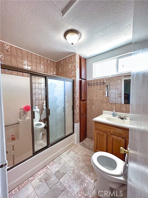 Detail Gallery Image 23 of 34 For 9637 Rincon Ave, Pacoima,  CA 91331 - 4 Beds | 2 Baths