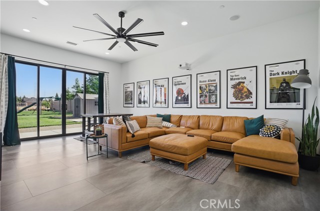 1901 E Sorrento Court, Merced CA: https://media.crmls.org/medias/9731e56e-5210-4fd2-80f6-871ad6ff986e.jpg