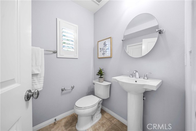 Detail Gallery Image 13 of 41 For 125 Island Coral, Irvine,  CA 92620 - 3 Beds | 2/1 Baths