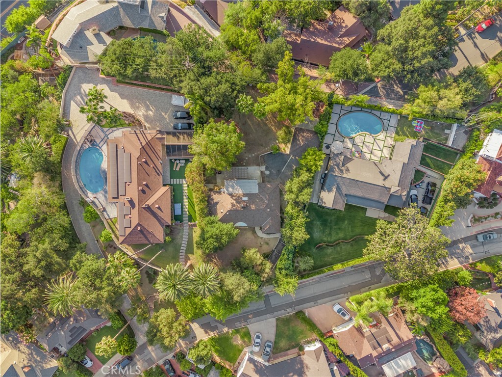 https://media.crmls.org/medias/9733f94b-7e26-439d-ac78-7e737a2dc750.jpg?preset=X-Large