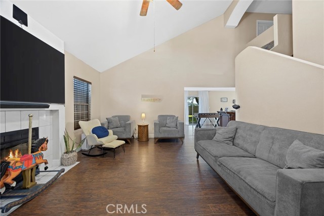 Detail Gallery Image 7 of 43 For 7605 Carson Hill Ct, Bakersfield,  CA 93313 - 4 Beds | 2/1 Baths