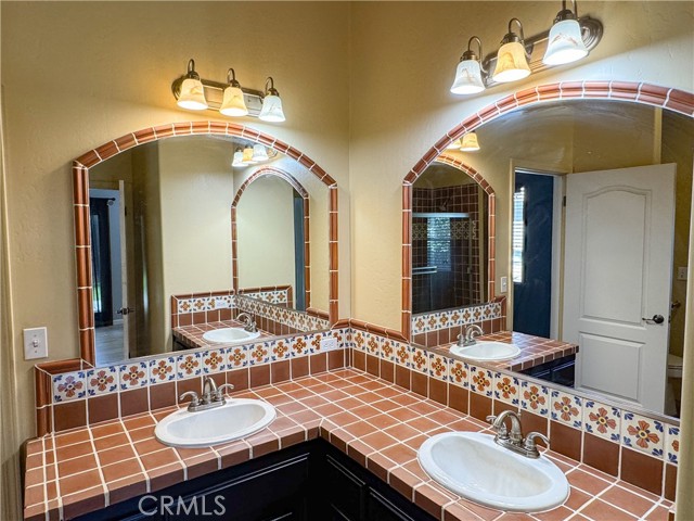 Detail Gallery Image 34 of 61 For 12011 Manorwood St, Bakersfield,  CA 93311 - 4 Beds | 2/1 Baths
