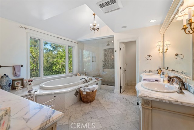 5 Bed Home for Sale in Hidden Hills, California