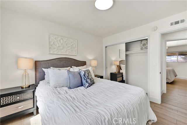16761 Montclair Lane, Huntington Beach CA: https://media.crmls.org/medias/97351bef-99ff-407e-aadd-0cc1ba2380f2.jpg