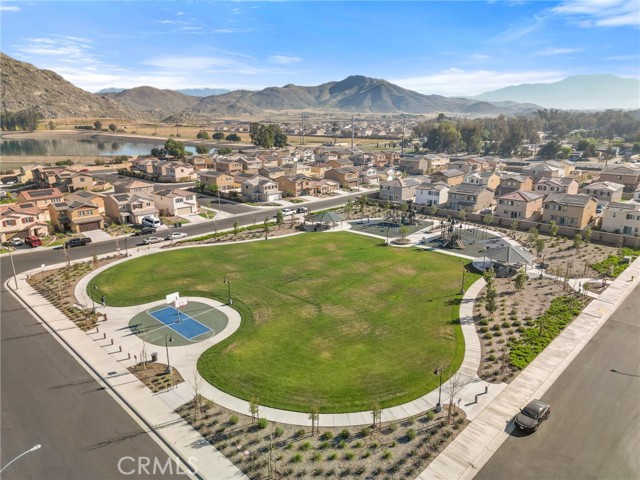 Detail Gallery Image 8 of 46 For 30555 Draco, Winchester,  CA 92596 - 5 Beds | 3 Baths