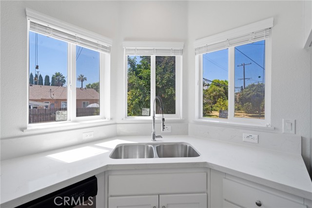 Detail Gallery Image 12 of 31 For 154 Brisbane St, Monrovia,  CA 91016 - 3 Beds | 2 Baths