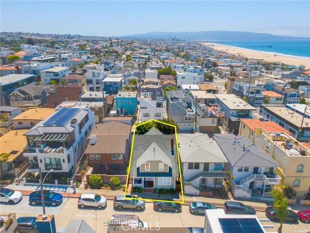 220 29th Street, Hermosa Beach, California 90254, 4 Bedrooms Bedrooms, ,5 BathroomsBathrooms,Residential,For Sale,29th,SB26097926