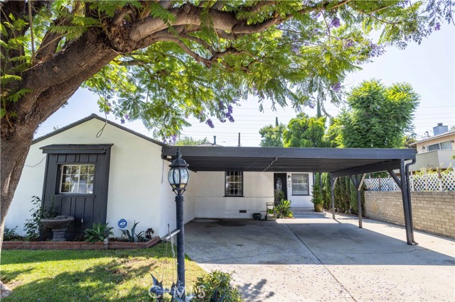 Detail Gallery Image 3 of 39 For 5710 Wilbur Ave, Tarzana,  CA 91356 - 4 Beds | 2 Baths