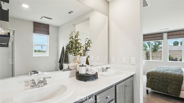 Detail Gallery Image 6 of 38 For 1902 Warwick St, San Jacinto,  CA 92582 - 4 Beds | 3 Baths