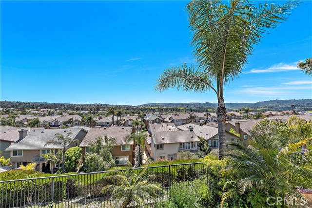 Detail Gallery Image 12 of 29 For 27705 Manor Hill Rd, Laguna Niguel,  CA 92677 - 5 Beds | 4 Baths