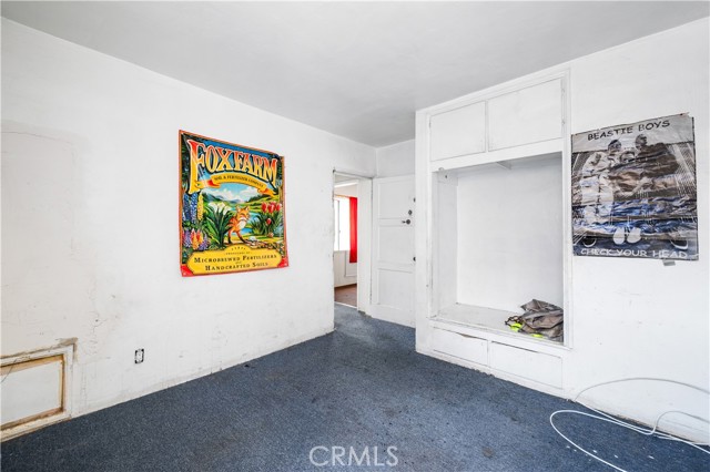 4868 La Roda Avenue, Eagle Rock CA: https://media.crmls.org/medias/9736cd33-b292-4c61-baf1-18eb60d44be4.jpg