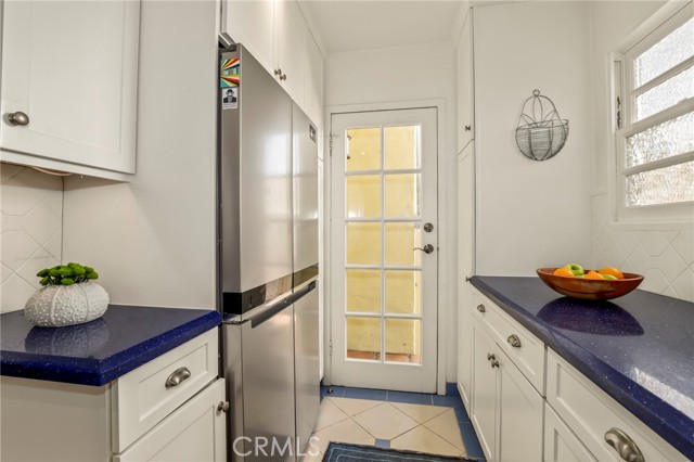 Detail Gallery Image 11 of 39 For 1619 S Curson, Los Angeles,  CA 90019 - 3 Beds | 2 Baths