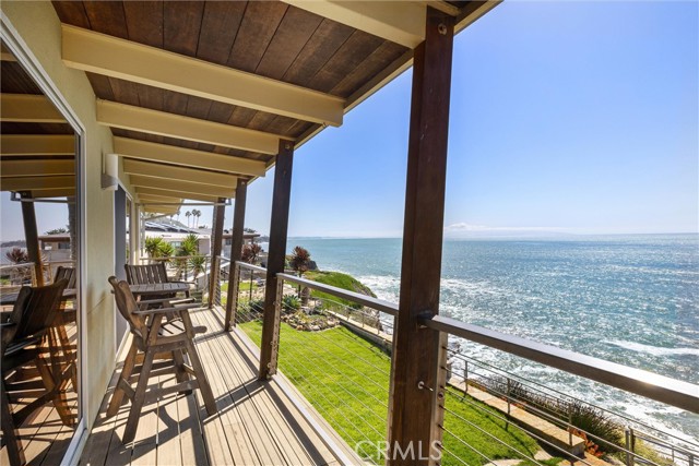 Detail Gallery Image 18 of 58 For 409 Indio Dr, Pismo Beach,  CA 93449 - 4 Beds | 4 Baths