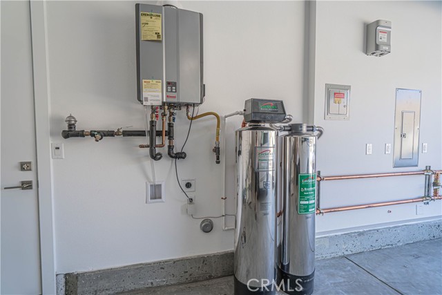 27871 Screenplay Place, Valencia CA: https://media.crmls.org/medias/97375177-bcad-4689-8158-40d926b97a78.jpg