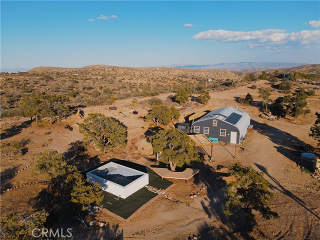 48317 Burns Canyon Road, Pioneertown CA: https://media.crmls.org/medias/9737c942-2e42-4a5b-8c4b-fc0a3e0b923a.jpg
