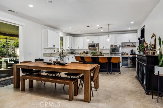 Detail Gallery Image 9 of 69 For 35595 Desert Rose Way, Lake Elsinore,  CA 92532 - 4 Beds | 3 Baths