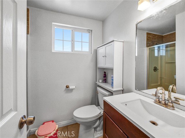 Detail Gallery Image 11 of 26 For 1325 Beech Hill Ave, Hacienda Heights,  CA 91745 - 3 Beds | 3 Baths