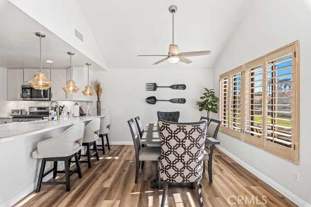 15 Marbella Lane, Palm Desert CA: https://media.crmls.org/medias/9739c094-2536-47b6-9335-2ce6bc45a18e.jpg