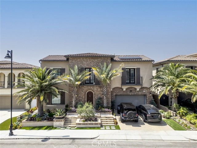 Detail Gallery Image 4 of 69 For 20300 W Windsor Ln, Northridge,  CA 91326 - 5 Beds | 6 Baths