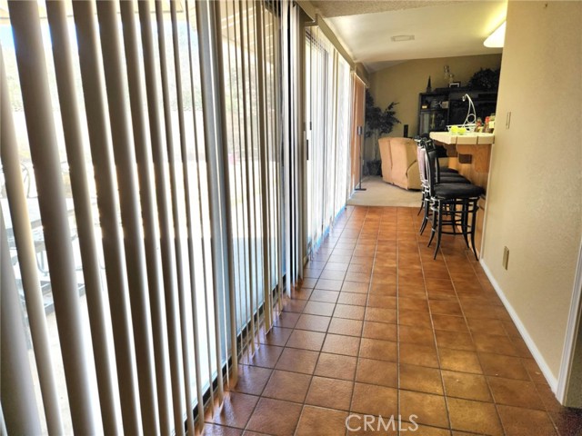 450 Fairway Drive, Palmdale CA: https://media.crmls.org/medias/973cc635-6c66-41df-b6b7-accd78d480b0.jpg