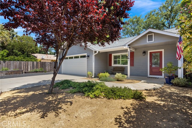 Detail Gallery Image 1 of 30 For 1258 B Filbert, Chico,  CA 95926 - 3 Beds | 2 Baths