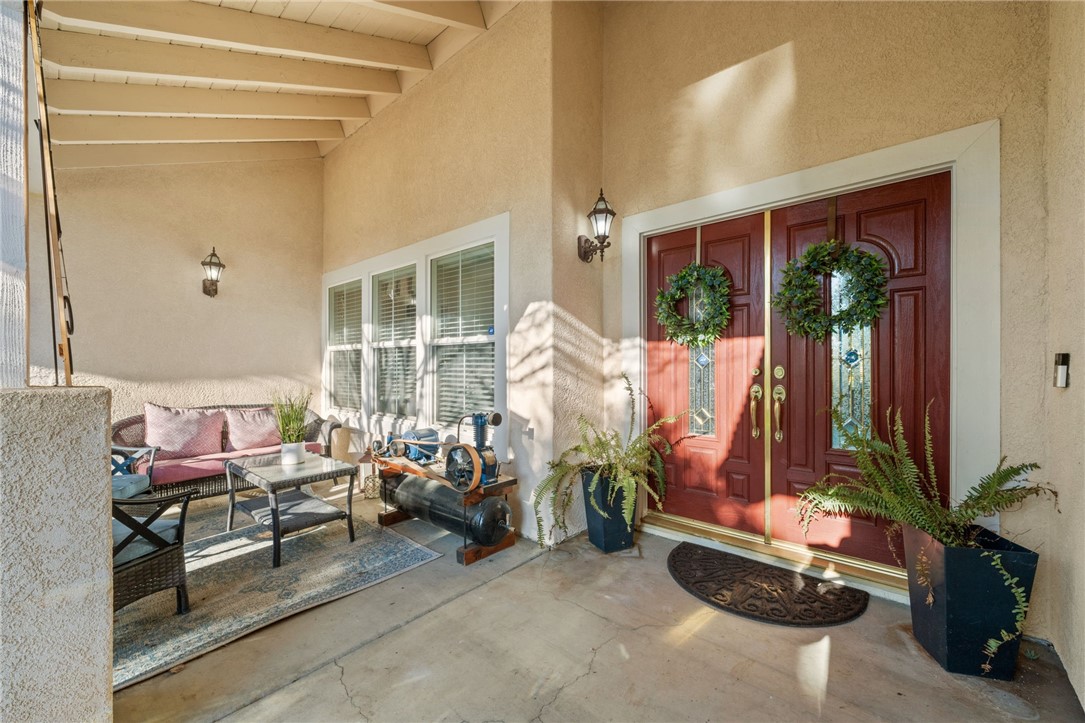 Detail Gallery Image 11 of 51 For 16020 Little Ct, Riverside,  CA 92508 - 4 Beds | 2/1 Baths