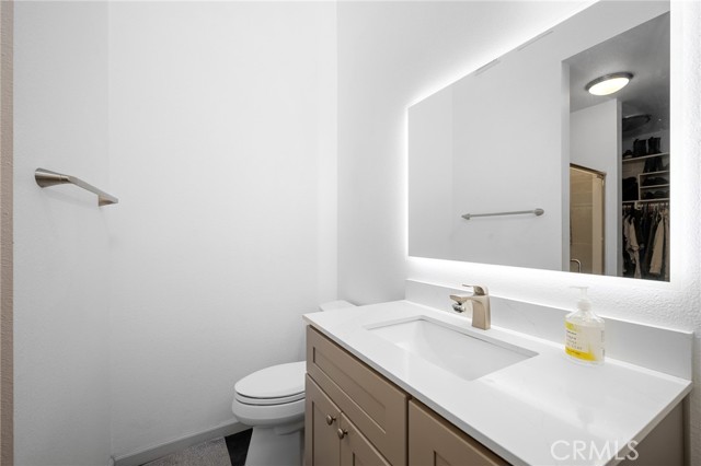 Detail Gallery Image 17 of 32 For 3827 W Avenue 41, Los Angeles,  CA 90065 - 3 Beds | 2/1 Baths