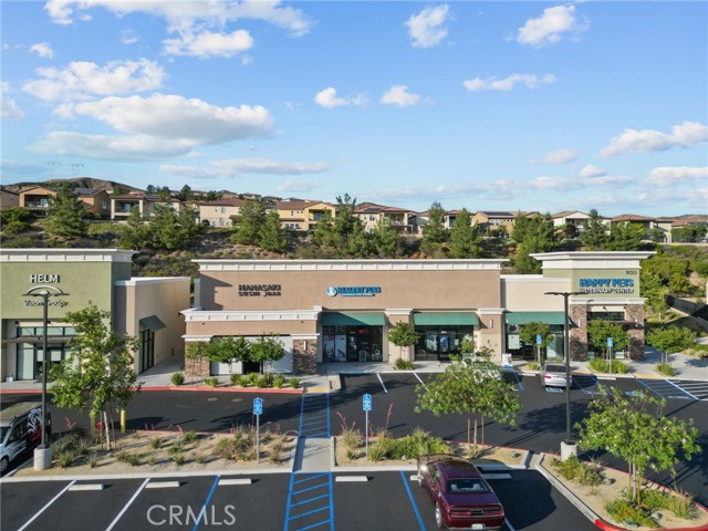 19539 Laroda, Saugus CA: https://media.crmls.org/medias/973eb634-98b7-48d6-86fe-b4a83e83cb9a.jpg