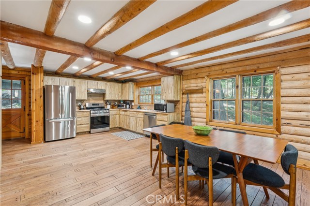 695 Buckingham, Lake Arrowhead, CA 92352
