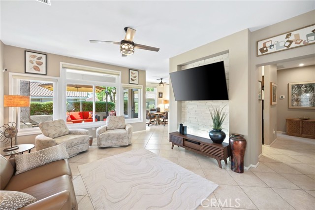 Detail Gallery Image 8 of 37 For 38767 Burgundy, Palm Desert,  CA 92211 - 2 Beds | 2 Baths