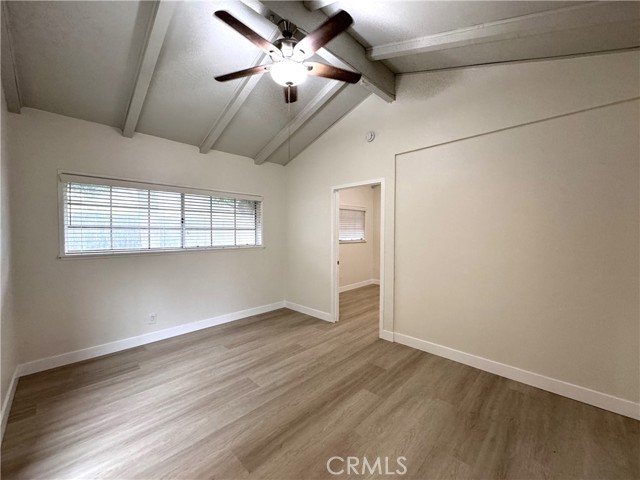 73 W Plymouth Street, Long Beach CA: https://media.crmls.org/medias/97403cb8-016c-446e-bb0f-aeee0d86e486.jpg