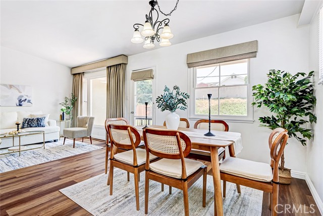 Detail Gallery Image 12 of 30 For 5102 W Carson St, Torrance,  CA 90503 - 3 Beds | 2 Baths