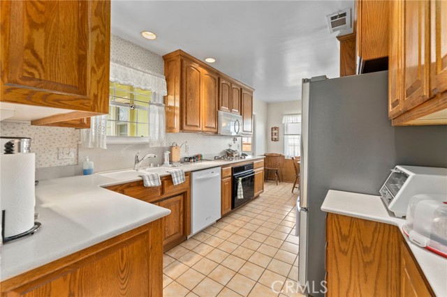 Detail Gallery Image 7 of 30 For 356 Trayer Ave, Glendora,  CA 91741 - 3 Beds | 2 Baths